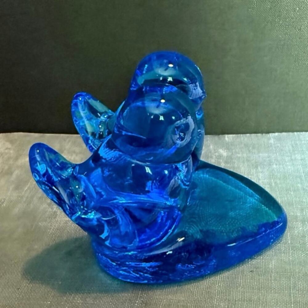 • Bluebirds of Happiness • Heart Base • Signed Leo Ward 1989 - Picture 3 of 12